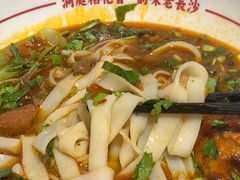 -呷佬·长沙手工米粉(金沙江路店)