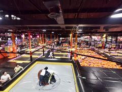 -Tenker Club弹刻极限主题公园 · 蹦床 · 团建 · 生日派对(大关店)