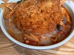 网红炸蛋螺蛳粉-家味螺蛳粉&烤鱼(安远路店)