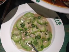 鲜丝瓜焖蛏子肉-费大厨辣椒炒肉(太平老街店)