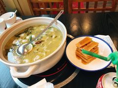 -臻吃客主题餐厅(人民路店)