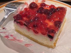 覆盆子蛋糕-萨莉亚意式餐厅(杭州滨江天街店)
