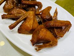 脆皮乳鸽-顺风海鲜港(金玉兰店)