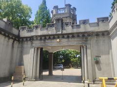 -上海市龙华烈士陵园