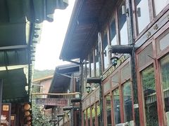 -北京水岸山吧度假村(雁栖镇店)