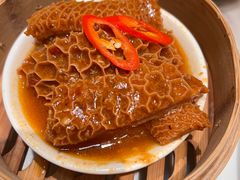 -香港百合居(LCM置汇旭辉广场店)