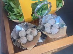 -左庭右院鲜牛肉火锅(浦江欢乐颂店)