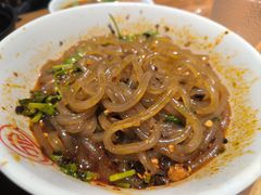 酸辣粉-万记麻辣烫国展总店