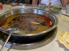-九尺赵老四鲜鹅肠火锅