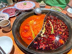 -周小明火锅(黑金冠社区店)