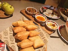 -塔哈尔·新疆大盘鸡(奉贤龙湖店)