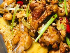 馋嘴香锅牛蛙-佬肥猫(周浦万达店)