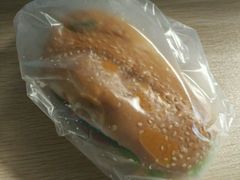 -华荣西饼屋(金禧店)