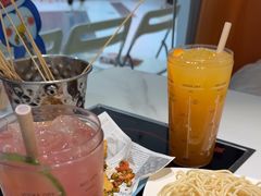 -黄记煌三汁焖锅(新佳丽江汉路店)