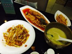 -闫府私房菜·百年鲁菜(恒隆店)
