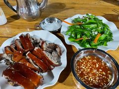 -黄记四更烤乳猪店