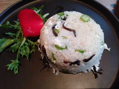 松露油菜粒蛋清素炒饭-玫瑰园餐厅