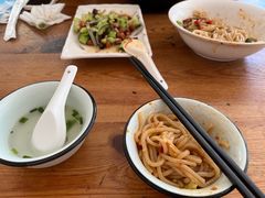 -牛八宝桂林米粉(八里庄店)