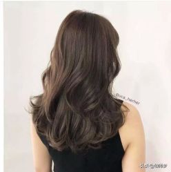 -时尚殿堂明星门店