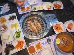 -青松馆韩国料理(香港中路佳世客店)