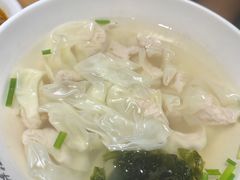民国传统小馄饨-凤起龙游老面包子(凯德晶品店)