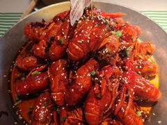 -巴厘龙虾·榜首油焖大虾(音乐学院·沿江酒馆店)