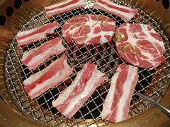 -山焱·炭火自助烤肉(周浦万达店)