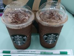 双杯黑巧慕斯星冰乐-星巴克(我格广场店)
