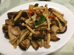 -添福来墨鱼饺子 · 海鲜东北菜(大连星海·黄浦路店)