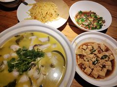 苗家酸菜鱼-云念·云水遥(金台路店)