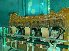 -蓝精灵乐园·世茂精灵之城主题乐园