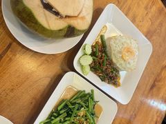 -两兄弟Song Pee Nong(2号店)