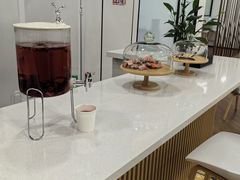 -上海宝信宝马4S店