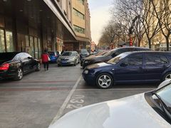 -甘家口大厦-停车场