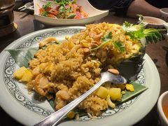 原只菠萝炒饭-大头虾越式风味餐厅(光明广场店)
