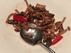 -凤凰园烤鸭店·唐山菜·传承花椒肉(老唐丰路店)