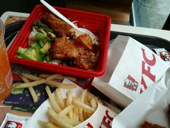 -肯德基(盘龙奥莱店)