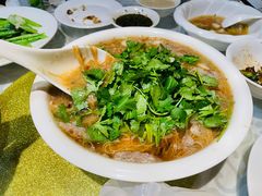 蚵仔大肠面线-光头匠