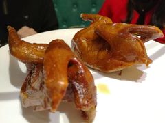 首创黑椒乳鸽-粤小馆(天安云谷店)