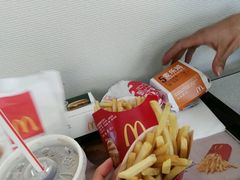 -麦当劳(湛江大厦店)