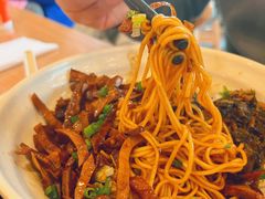 笋干干挑面-佬钱湾仔(衣裳街店)