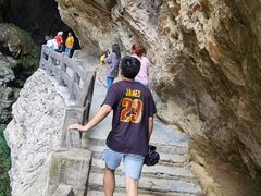 -龙水峡地缝景区