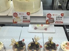 -花花卷卷·鲜食蛋糕(静安久光百货店)