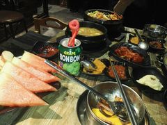 -哈哈碳都·牛肋条无限自助烤肉(台江万达店)