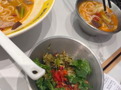 -粉小主·贵州酸汤牛肉粉(南京仙林金鹰店)