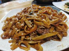 -天宝食坊·啫啫煲大排档(西华路店)