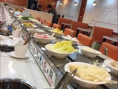 自助取餐区-咕叽咕叽自助烤肉小火锅(西城广场购物中心店)