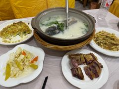 -天乐农家鱼头王(天目湖店)