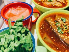 -钢管厂五区小郡肝串串香火锅(人民广场店)