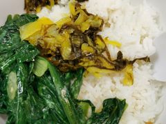 招牌鹅肉拼猪脚饭-潮双喜正宗澄海狮头鹅华利路店